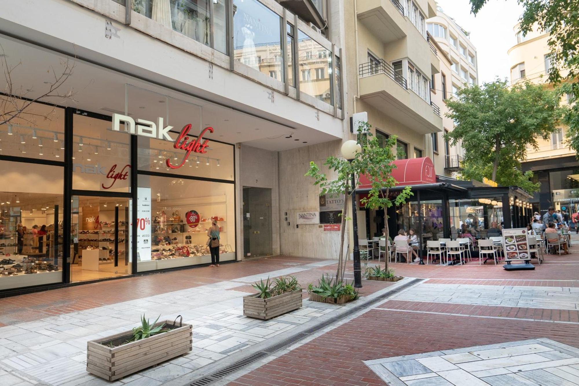 Apartment Ermou Street 1 Bedroom 4 Persons By Mps