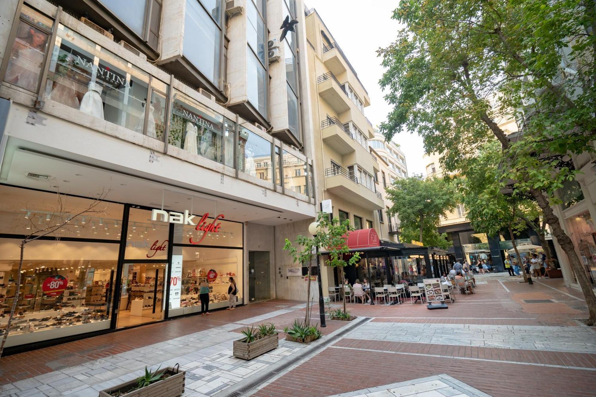Apartment Ermou Street 1 Bedroom 4 Persons By Mps Athens